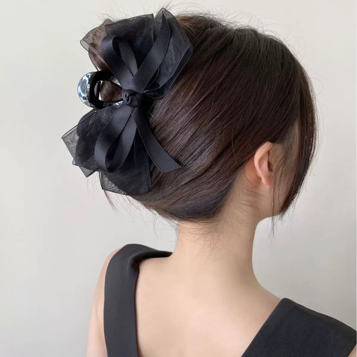 กิ๊บติดผมโบว์สีดำโปร่งใสระดับไ - Hi Tech Accessories บทวิจารณ์และราคา